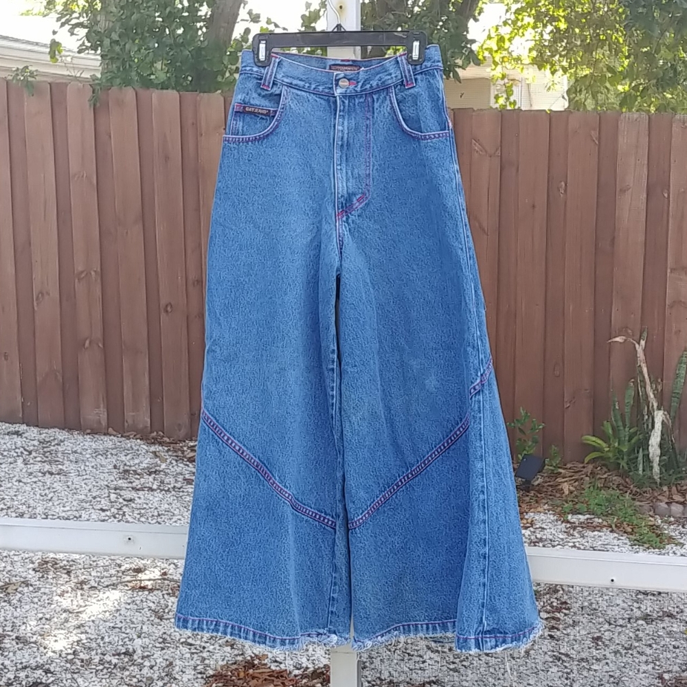 Phat pants. Jean. Robot decal.